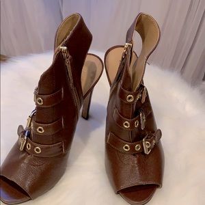 Women’s Sandals with Heel